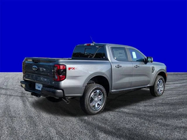 New 2026 Gray Ford XLT image 4