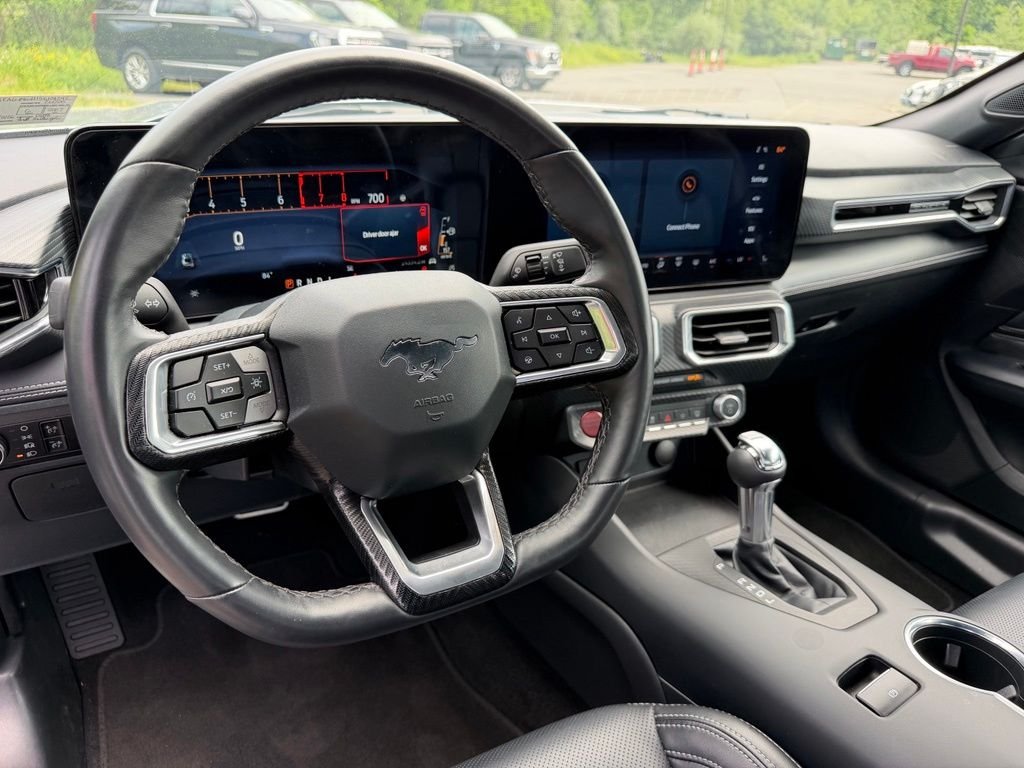 Used 2025 Silver Metallic Ford EcoBoost Premium image 6