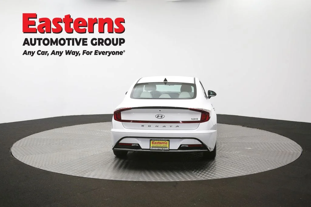 Used 2023 White Hyundai SEL image 36
