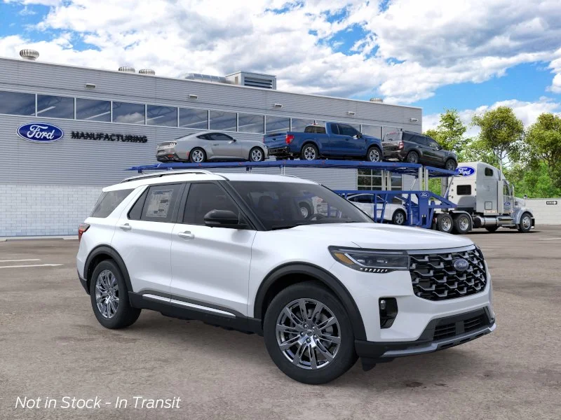 New 2026 Star White Metallic Tri-Coat Ford Platinum™ image 7
