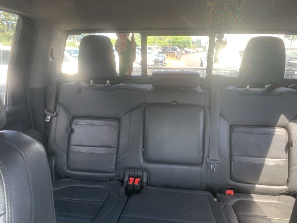 Used 2022 Green GMC Denali image 26