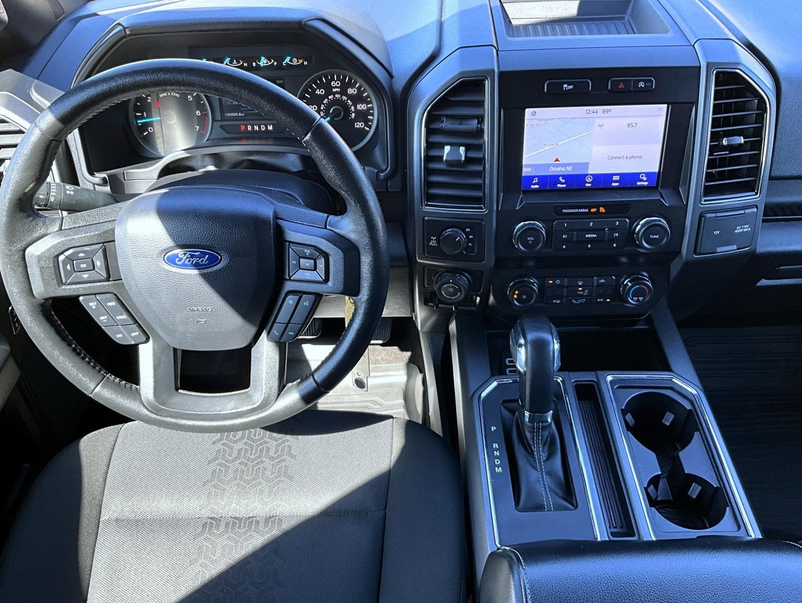 Used 2020 Black Ford XLT image 18