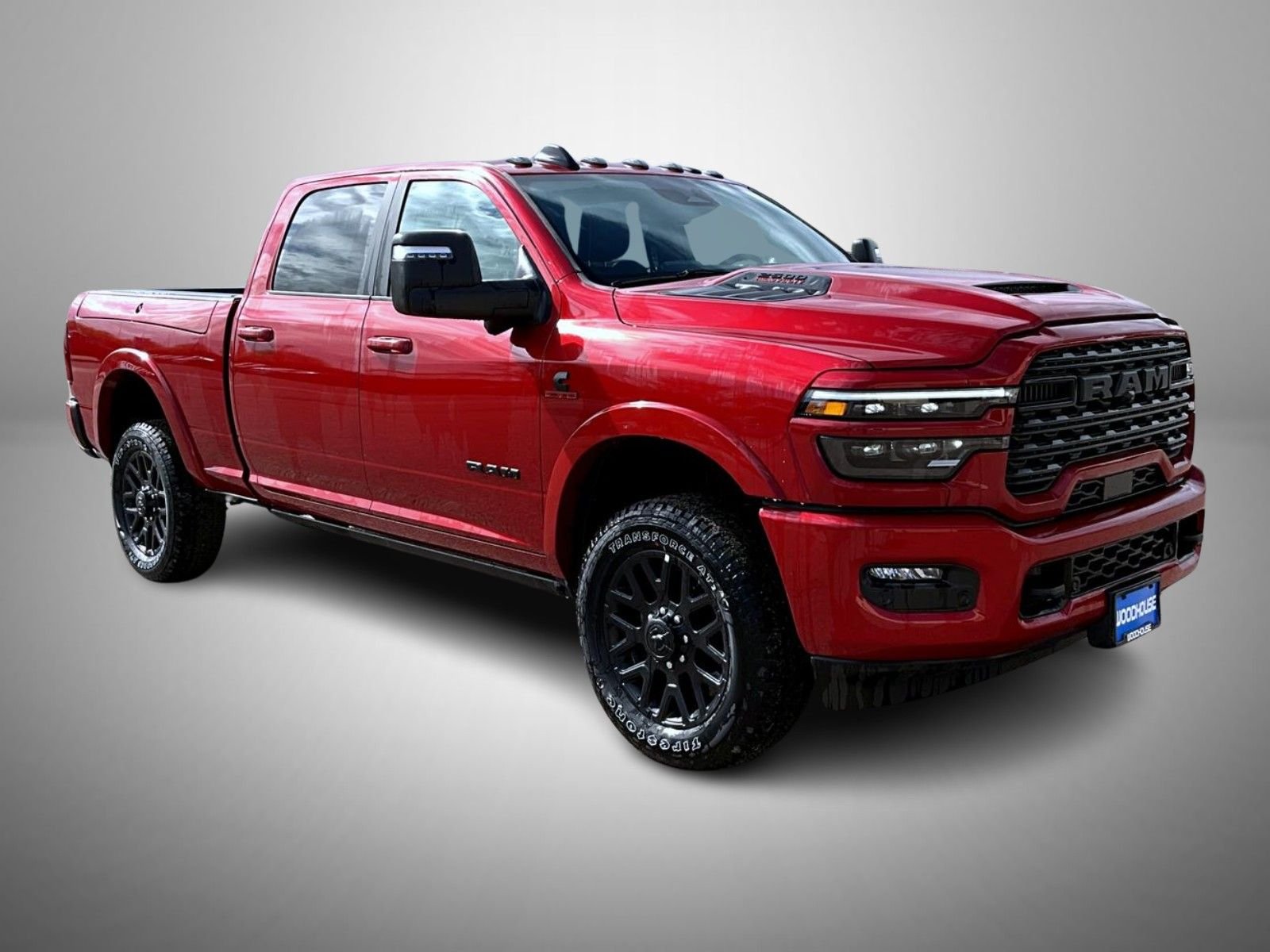New 2026 Molten Red Pearl-Coat Exterior Paint RAM Limited image 3