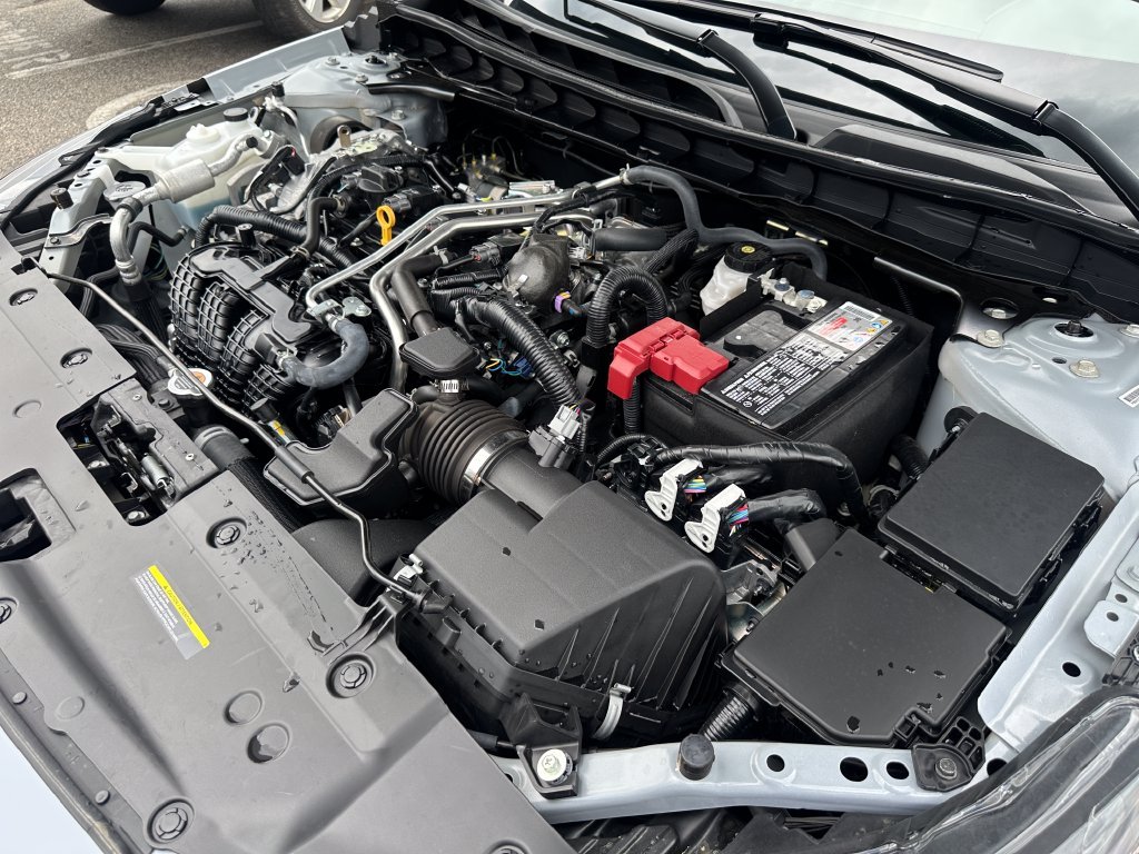 Used 2025 Gray Nissan 2.5 SR image 27