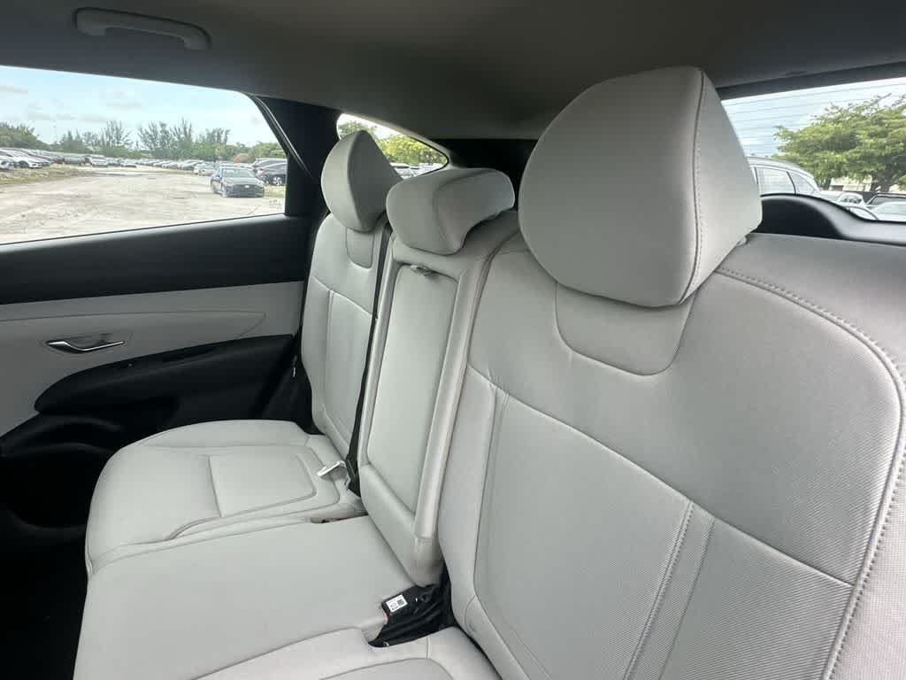 New 2026 Phantom Black Hyundai SE image 13