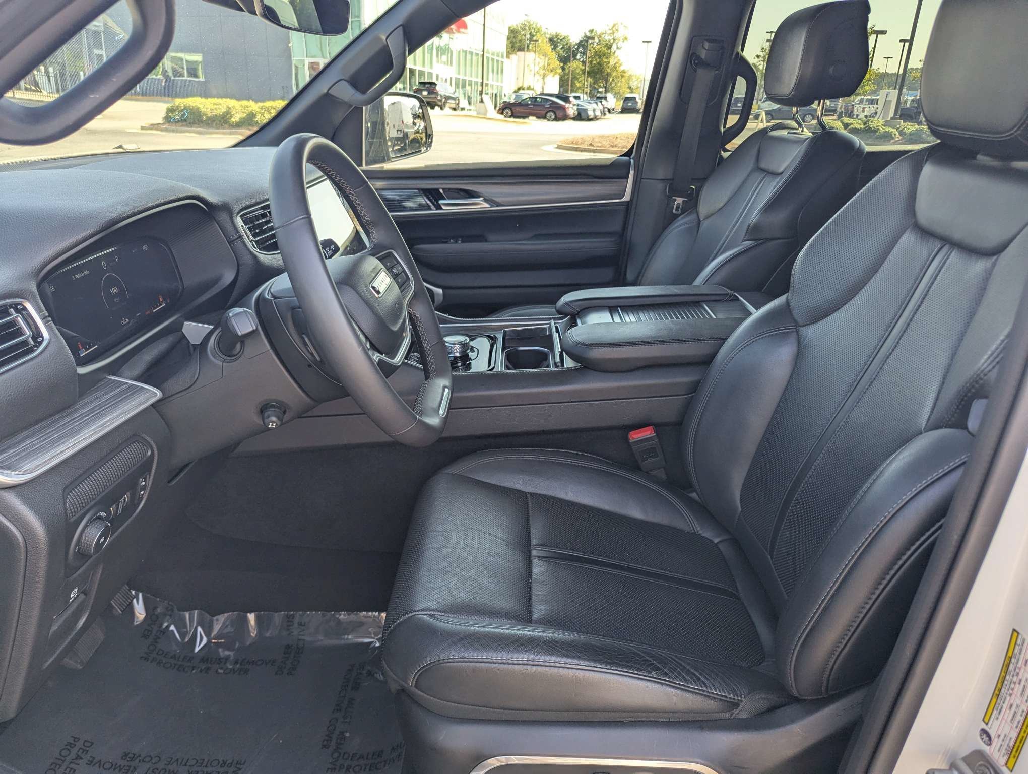 Used 2024 White Jeep Series II image 19