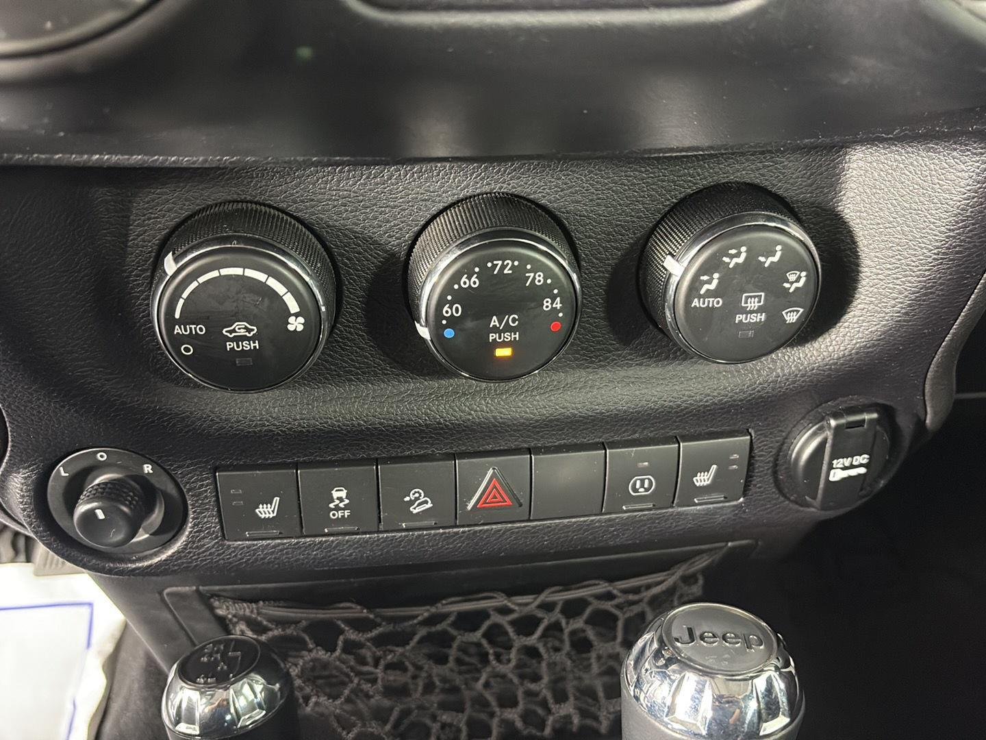 Used 2017 Bright White Clearcoat Jeep Rubicon Hard Rock image 30