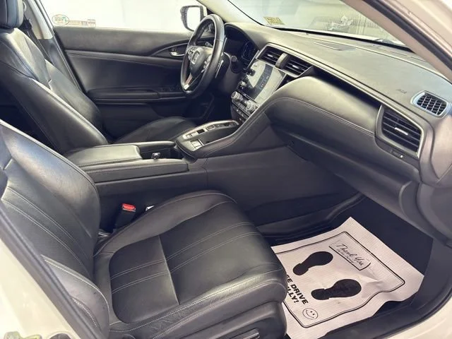 Used 2019 White Honda Touring image 23