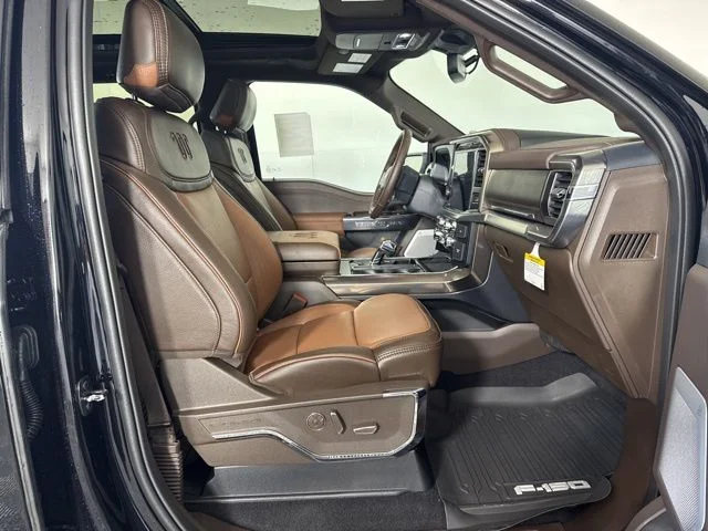 New 2026 Agate Black Metallic Ford King Ranch image 4