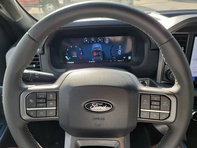 New 2026 Oxford White Ford XLT image 31