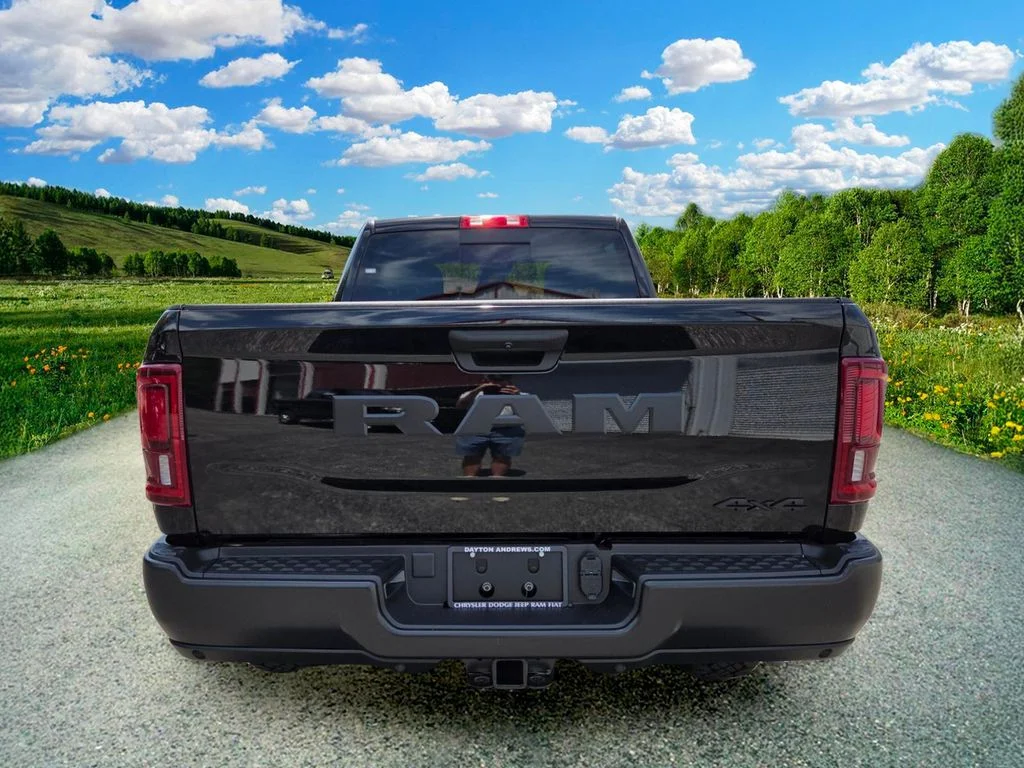 New 2026 Diamond Black Crystal Pearl-Coat Exterior Paint RAM Tradesman image 5
