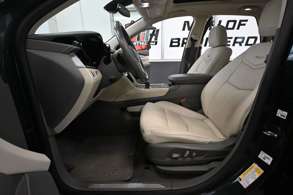 Used 2019 Black Cadillac Luxury image 22