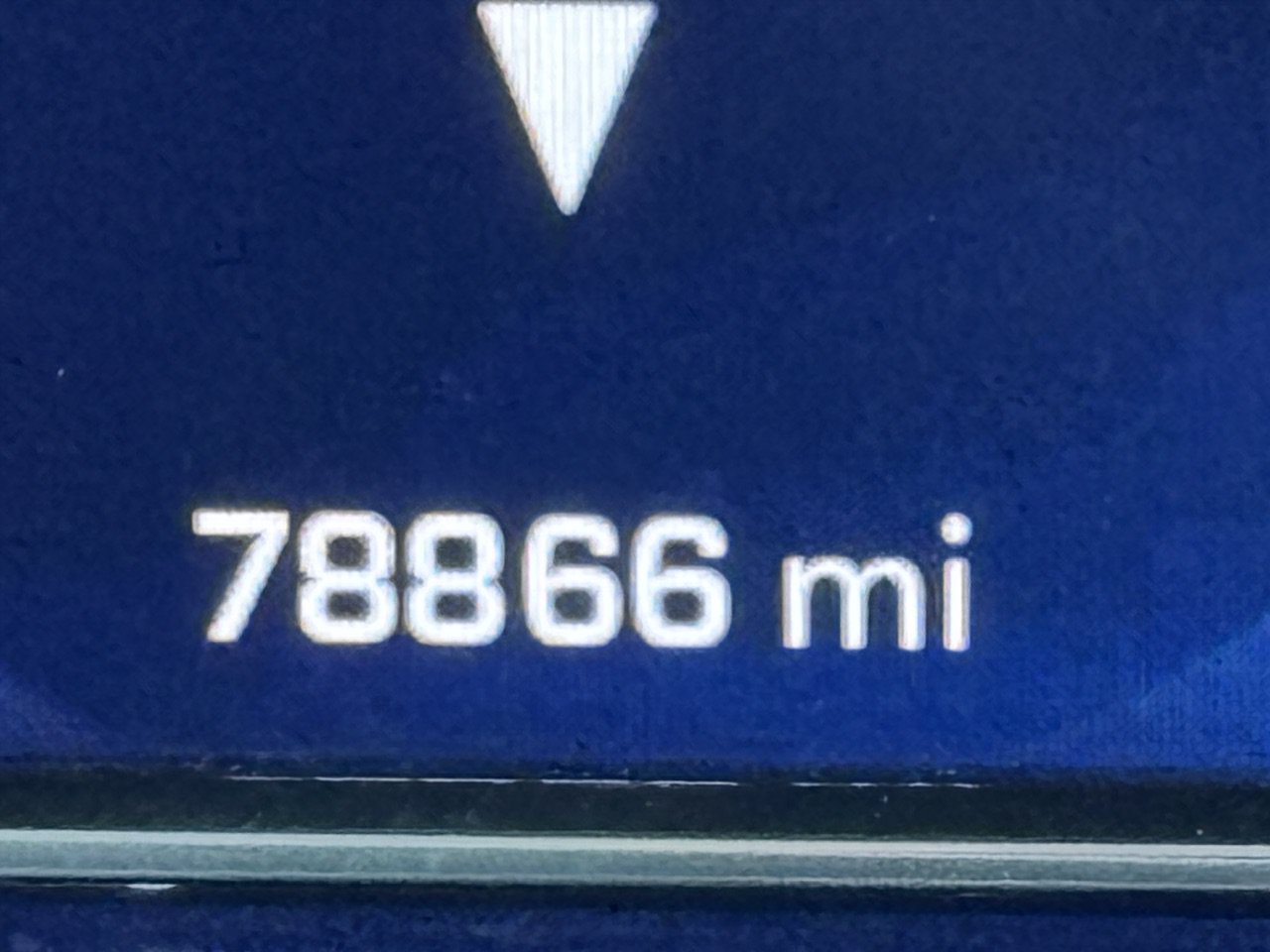 1GCUDEE82RZ127830