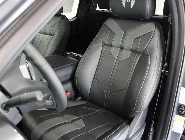 New 2023 Carbonized Gray Metallic Ford XLT image 15