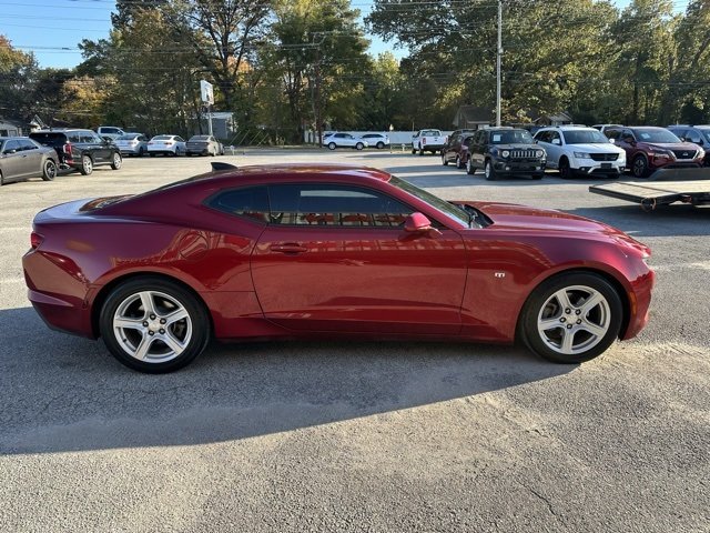 2022 Chevrolet Camaro 1LT photo 4