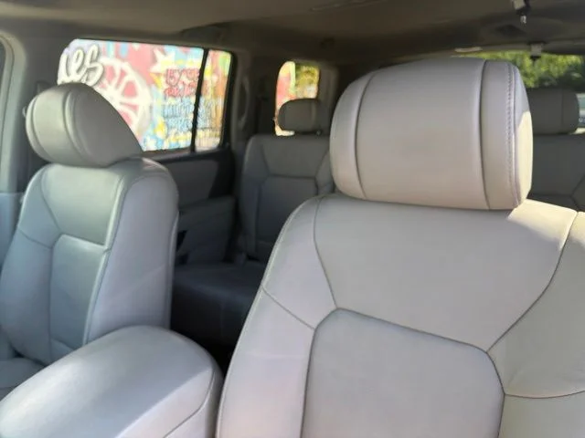 Used 2009 Black Honda EX-L image 15