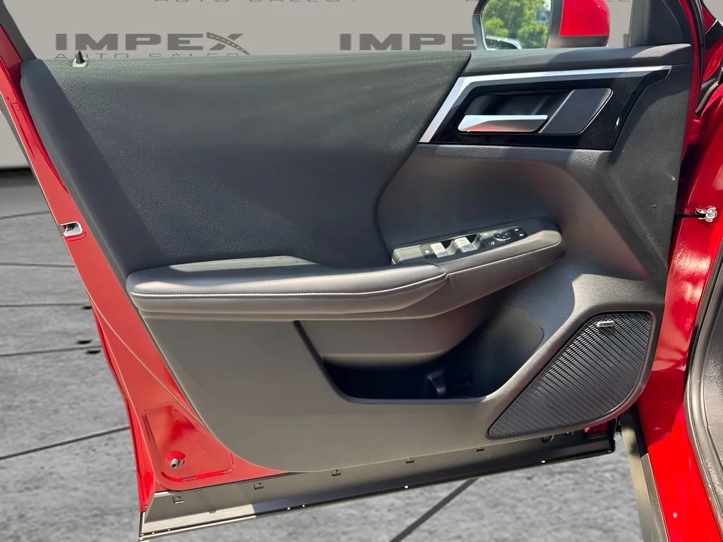 Used 2025 Red Mitsubishi ES image 23