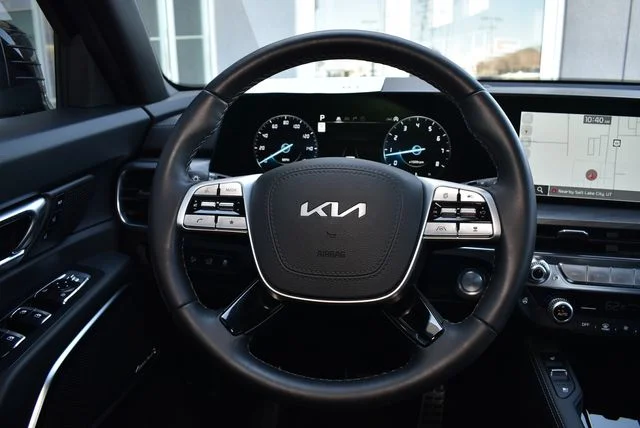 Used 2025 Ebony Black Kia SX X-Line image 15