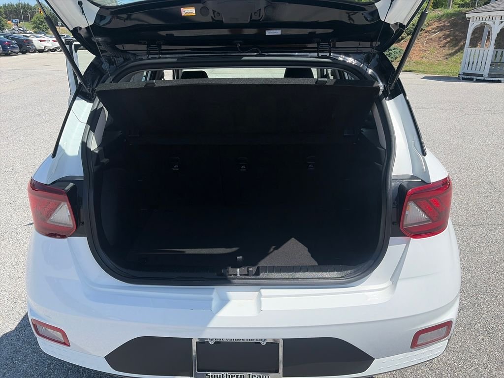 Used 2025 White Hyundai Limited image 23