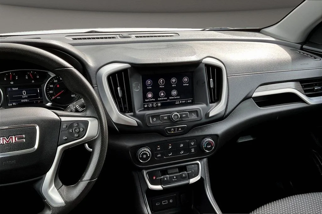 Used 2024 Silver GMC SLE image 12
