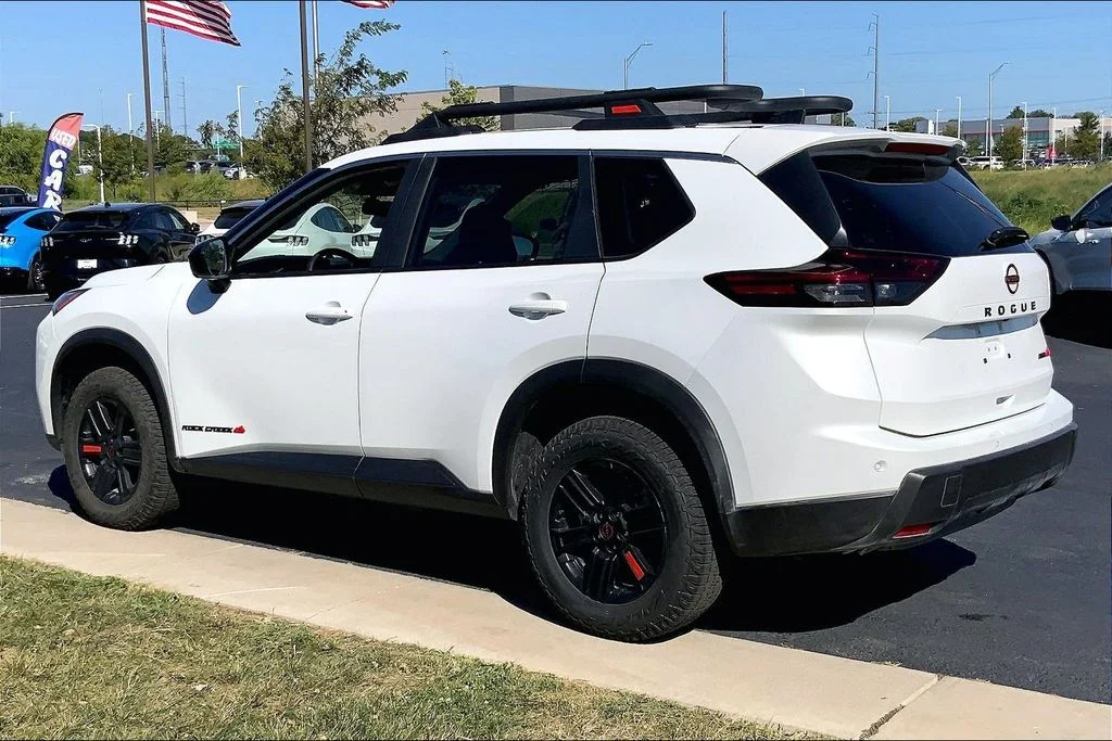Used 2026 Nissan Rogue Rock Creek with VIN 5N1BT3BB1TC848970 for sale in Kansas City