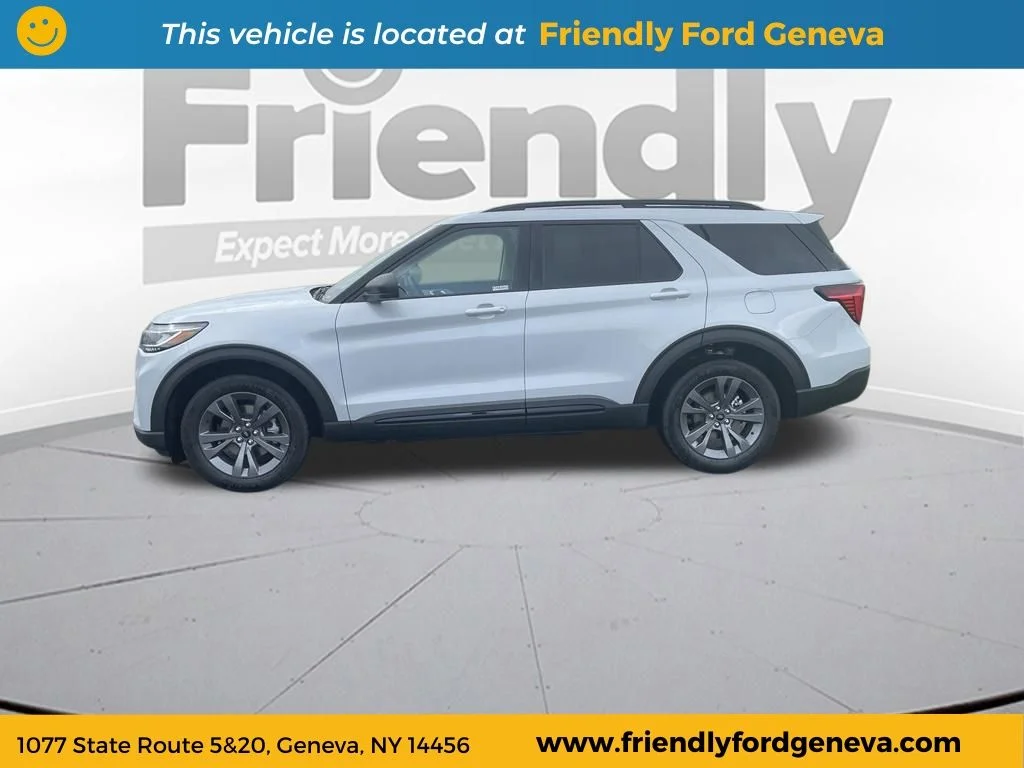 Used 2026 Space White Metallic Ford Active image 8