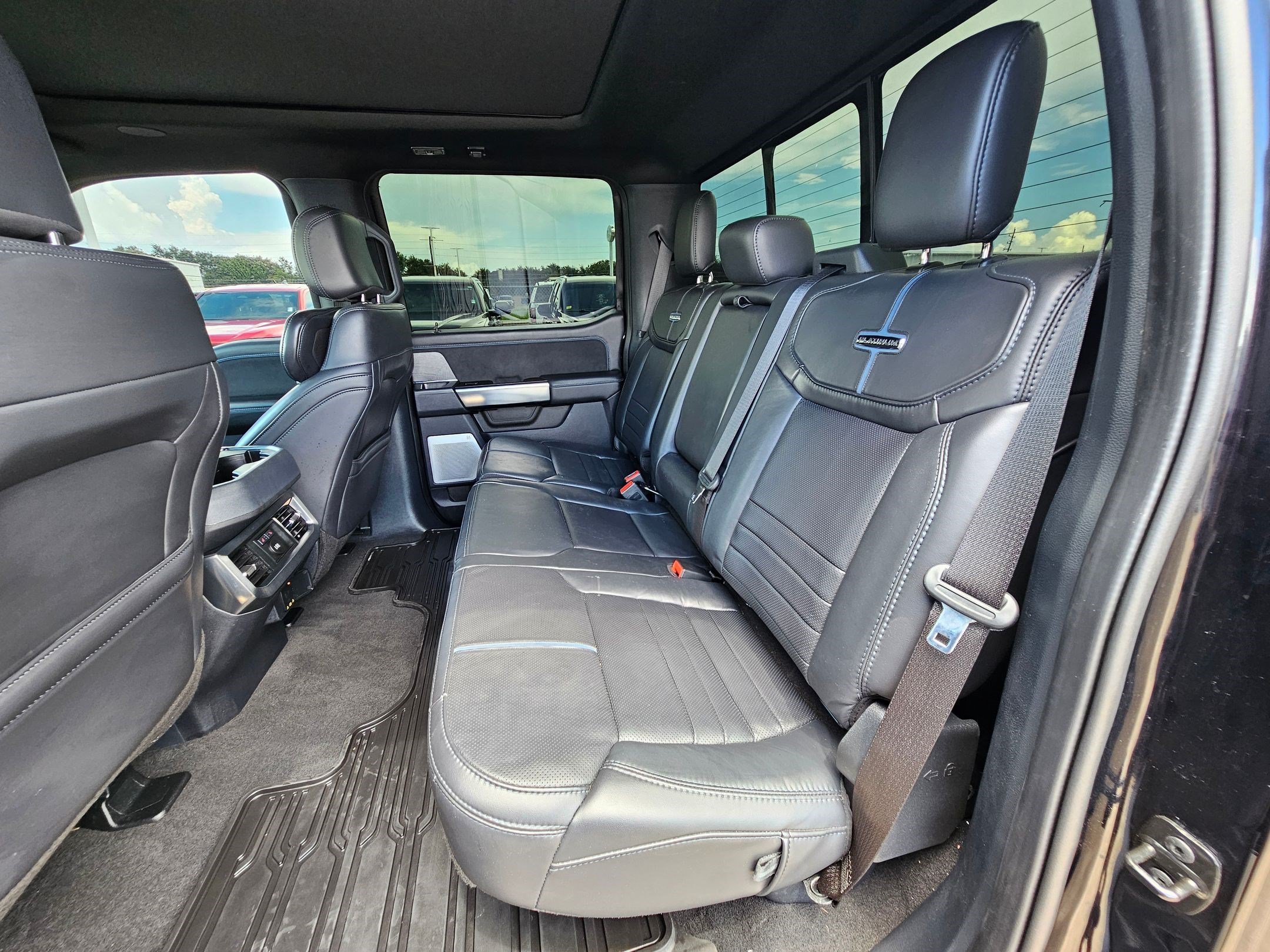 Used 2025 Agate Black Metallic Ford Platinum image 25