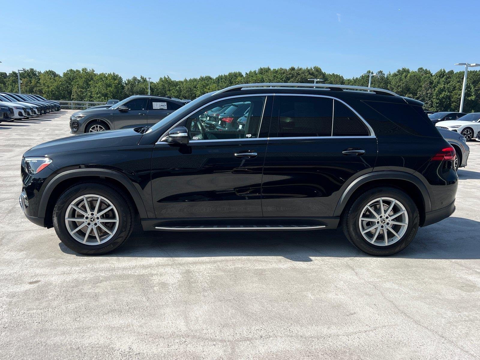 Used 2024 Black Mercedes-Benz GLE 350 image 8