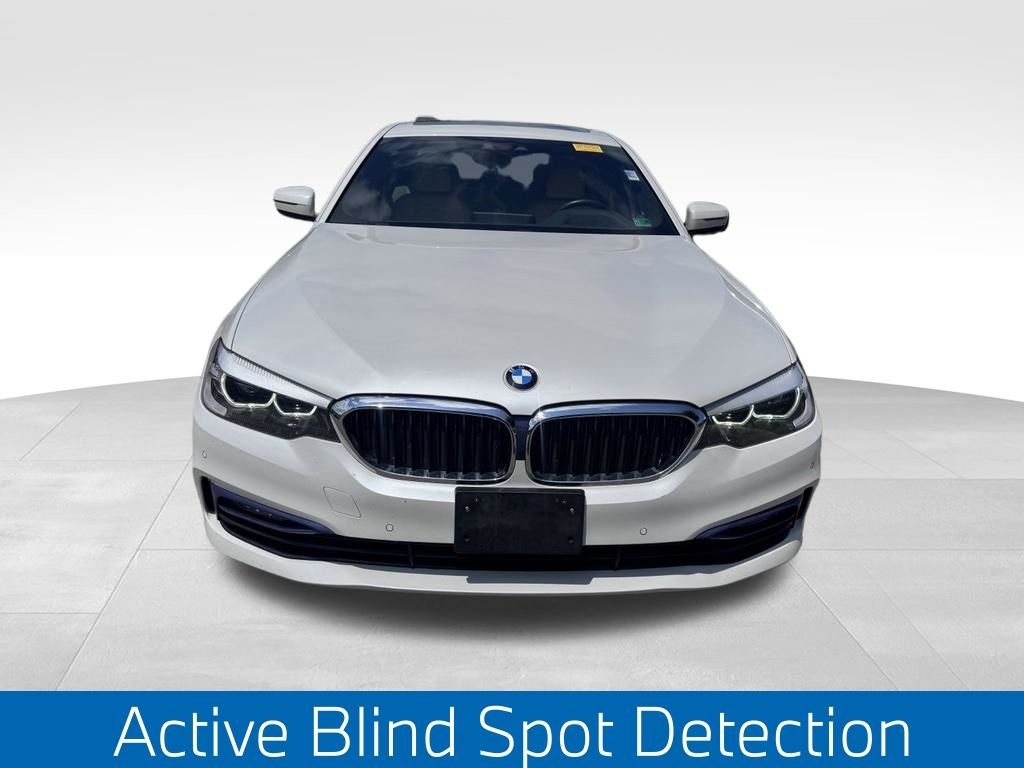 Used 2018 Mineral White Metallic BMW 530i xDrive image 5