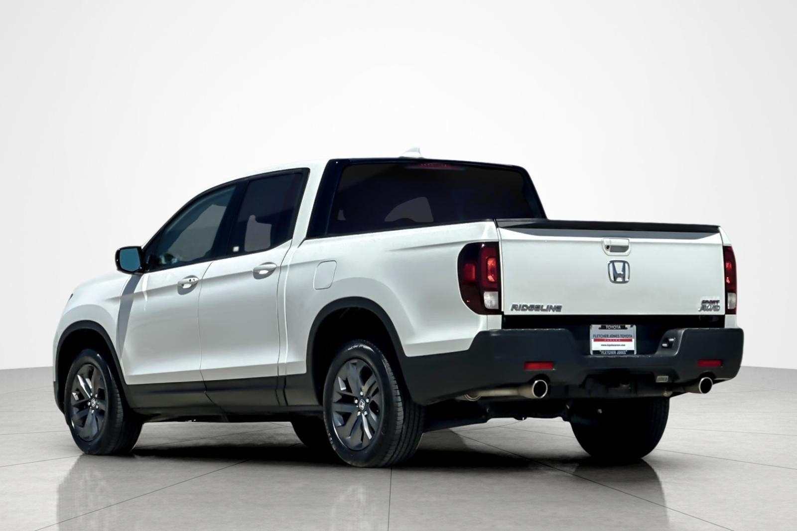 Used 2021 Platinum White Pearl Honda Sport image 3