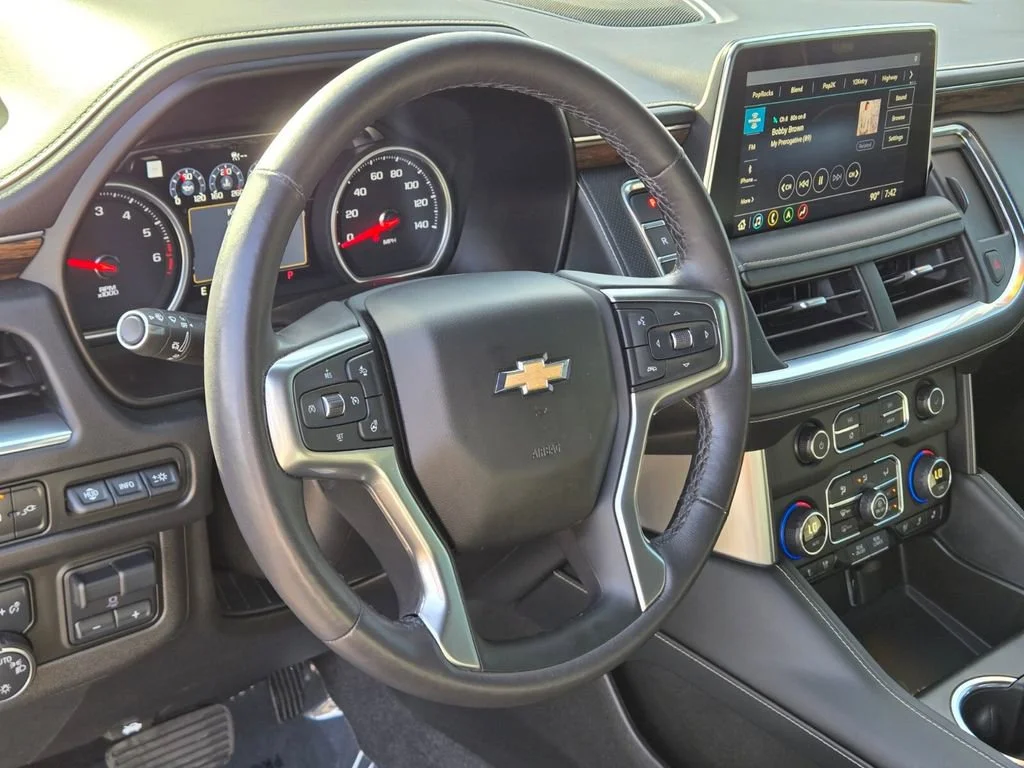 Used 2021 EMPIRE BEIGE METALLIC Chevrolet Premier image 19