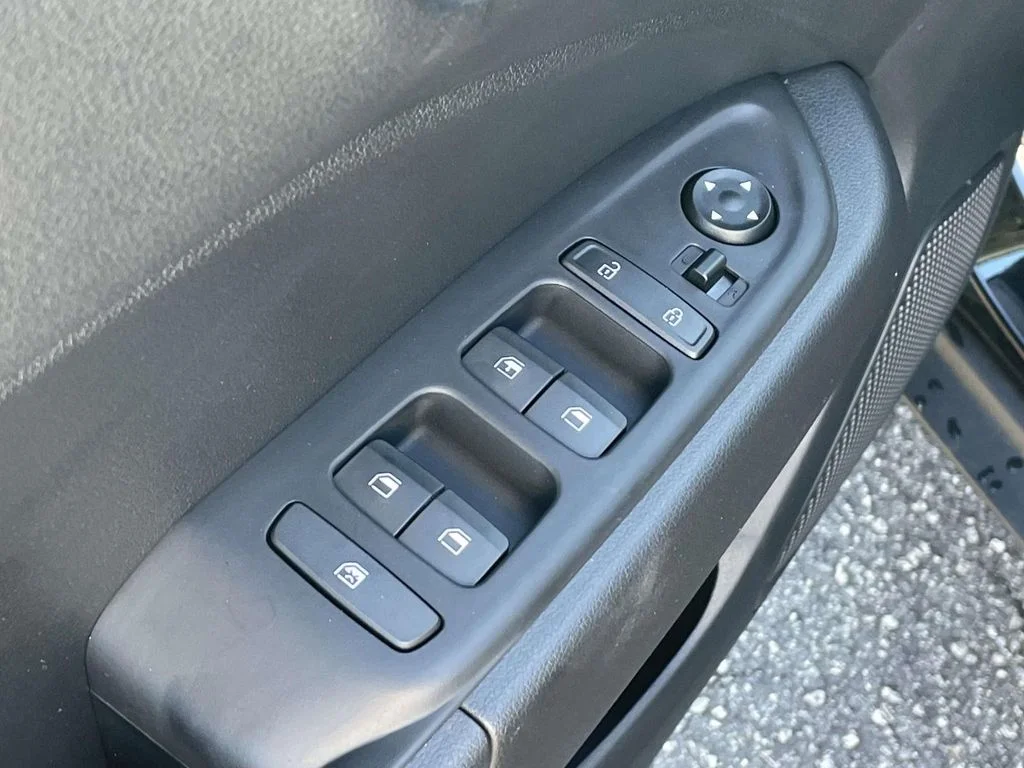 New 2026 Black Hyundai SE image 17