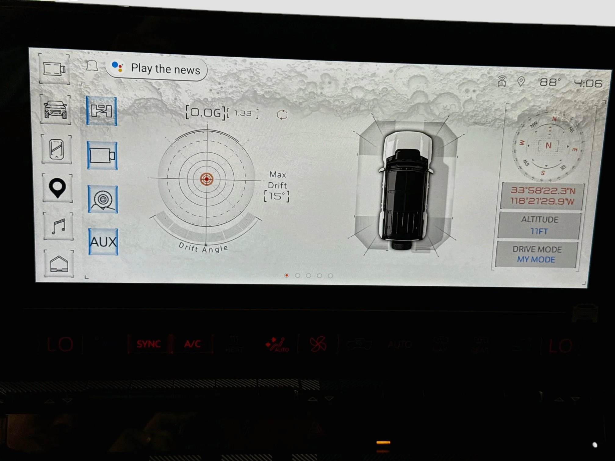Used 2025 Interstellar White GMC 2X image 17