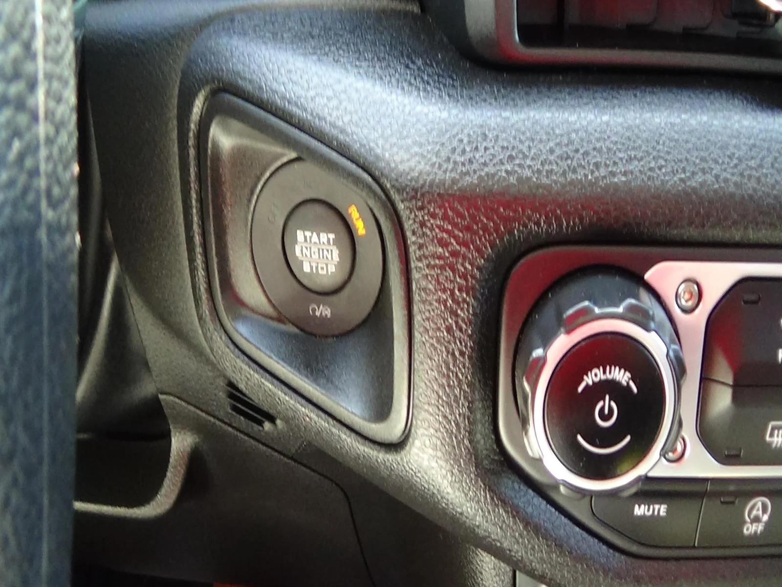 Used 2024 Granite Crystal Metallic Clear Coat (pau) Jeep NightHawk image 24