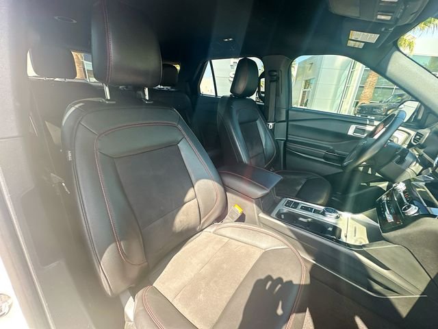 Used 2023 White Ford ST-Line image 30