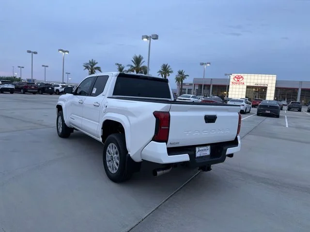 New 2026 White Toyota SR5 image 7