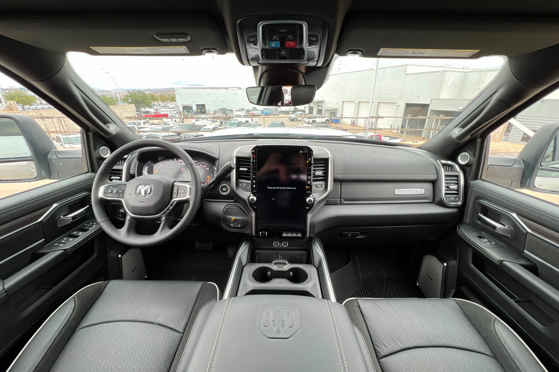 New 2027 Silver-Zynith Exterior Paint RAM Laramie image 10