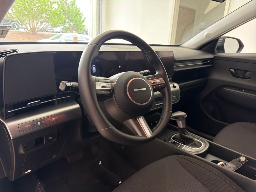 Used 2025 Gray Hyundai SEL image 16