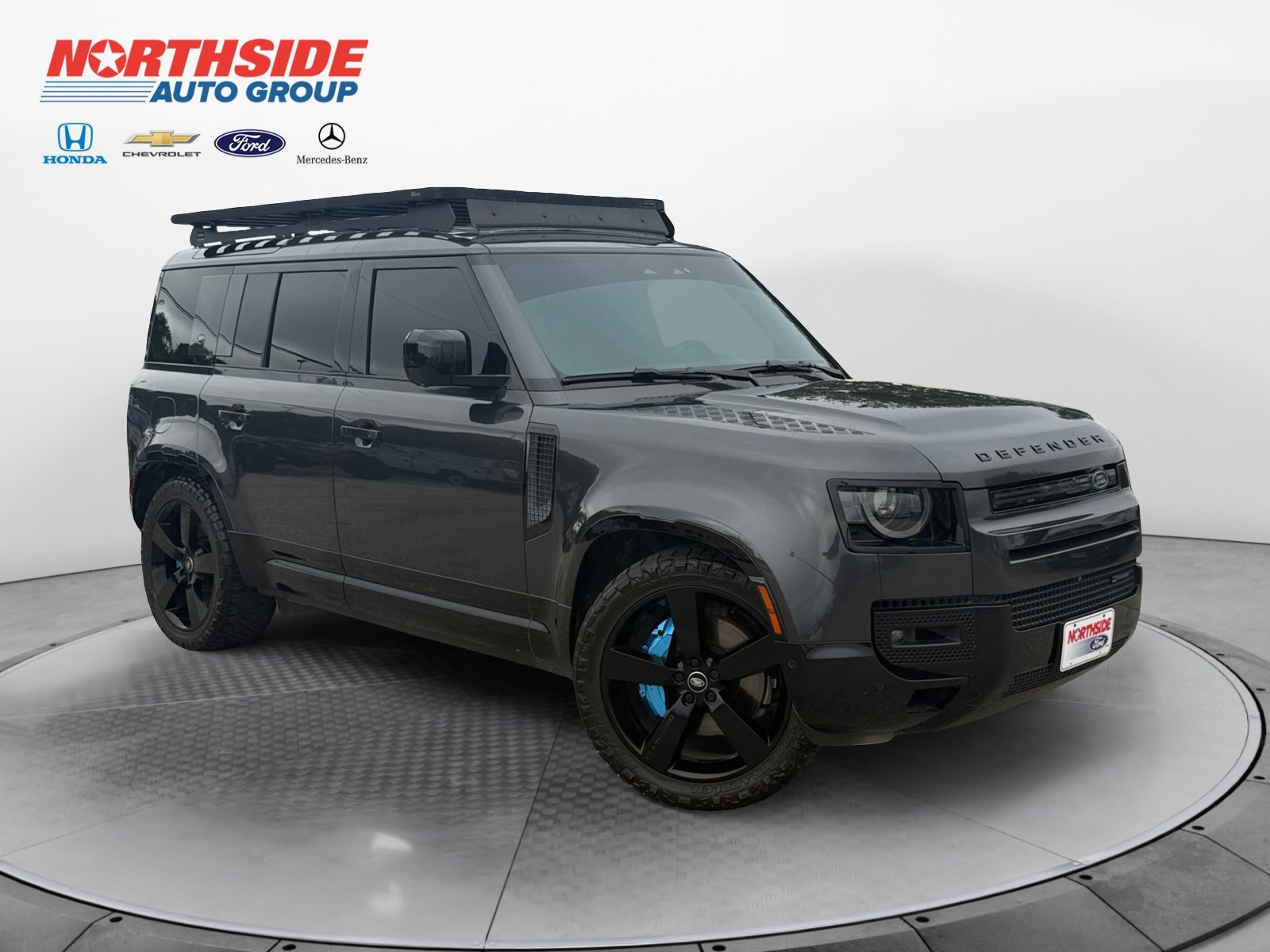 2022 Land Rover Defender X-Dynamic SE's photo