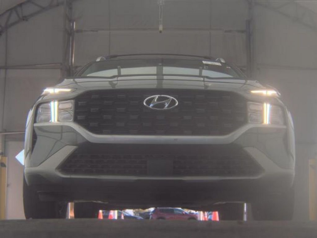 Used 2023 Gray Hyundai SEL image 3