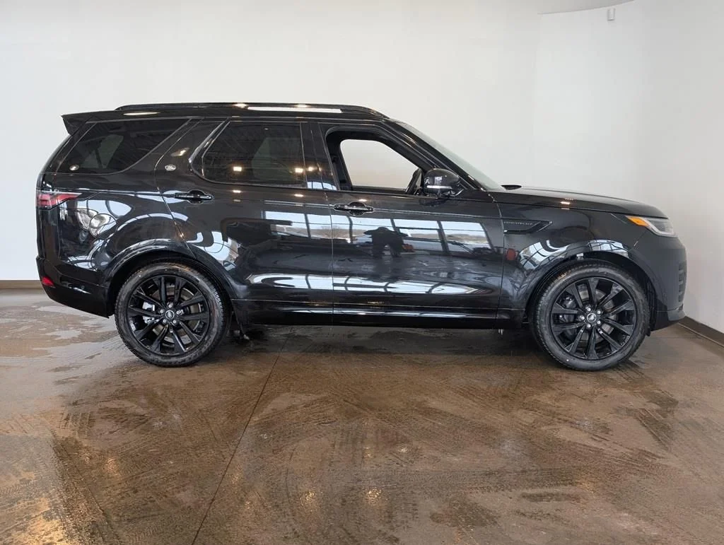 New 2026 Santorini Black Land Rover  image 6