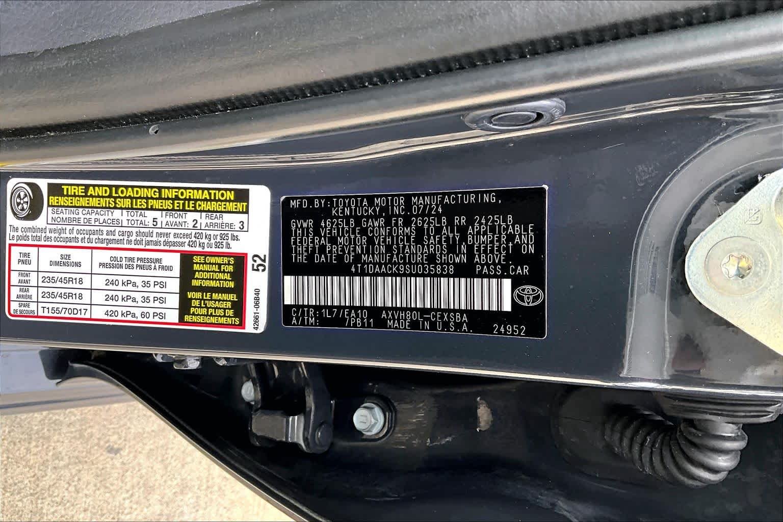Used 2025 Underground Toyota SE image 33