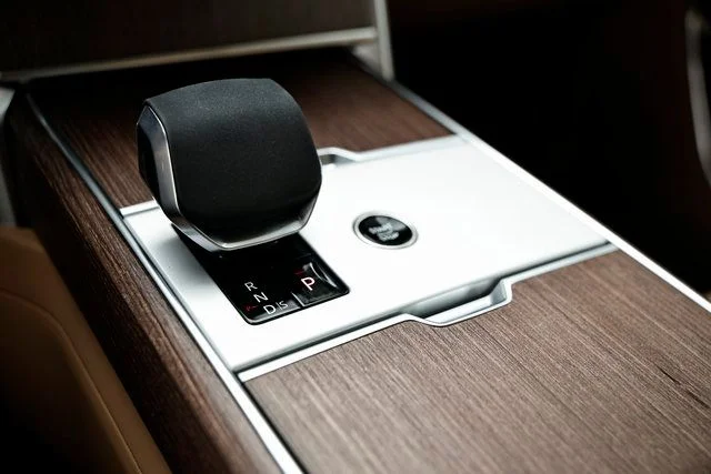 New 2026 Fuji White Land Rover SE image 47
