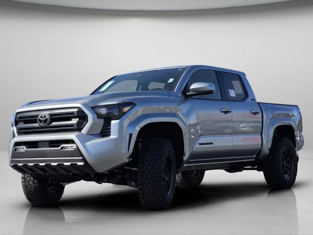 New 2026 Celestial Silver Metallic Toyota SR5 image 17