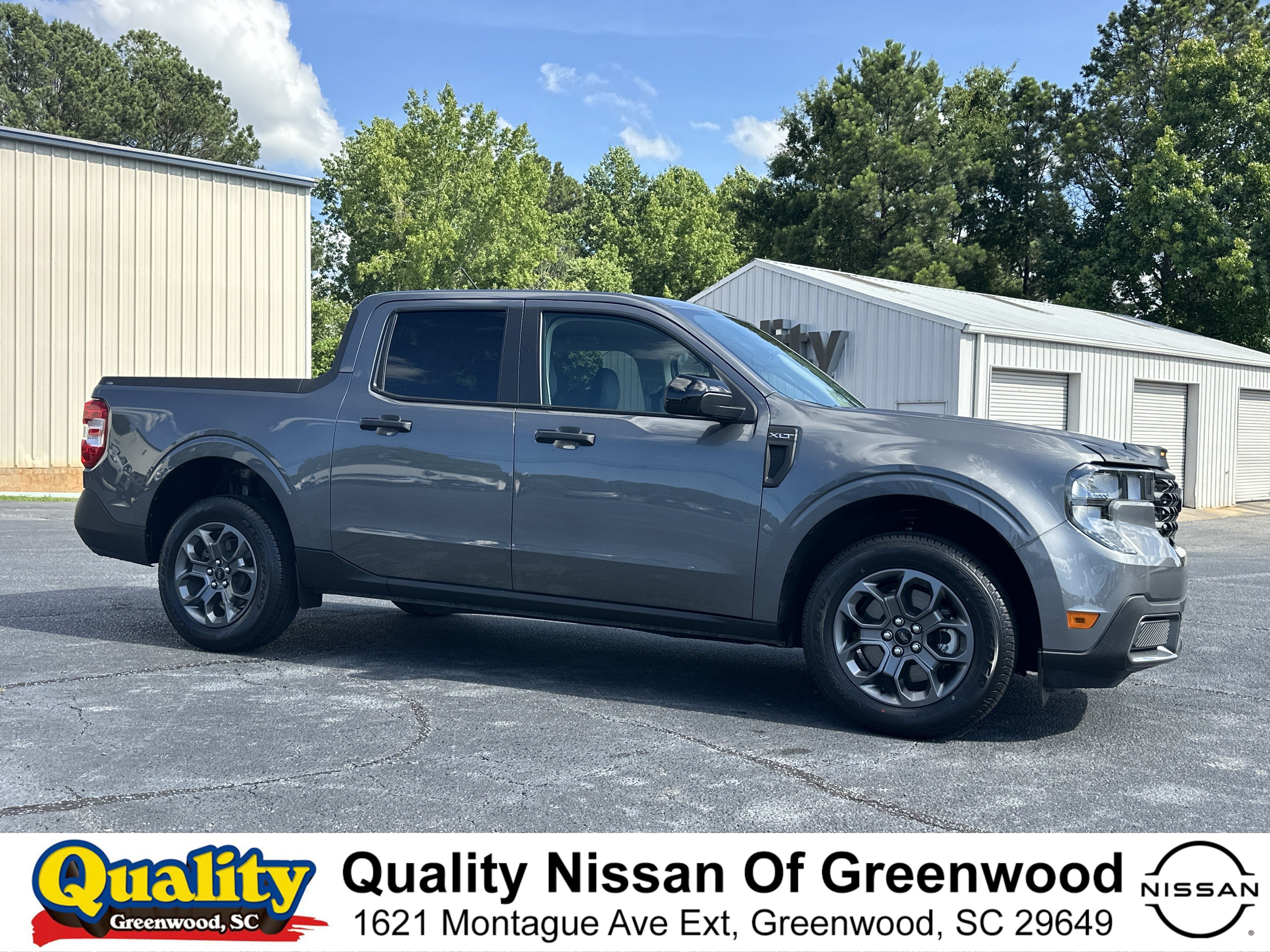 Used 2025 CARBONIZED GRAY Ford XLT image 1
