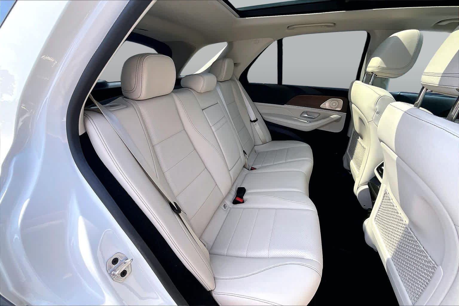Used 2024 Polar White Mercedes-Benz GLE 450 image 20