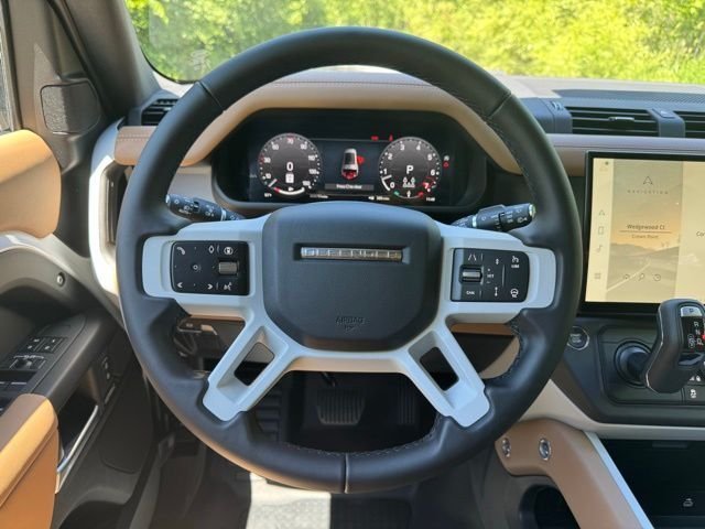 New 2026 Fuji White LAND ROVER X-Dynamic SE image 26