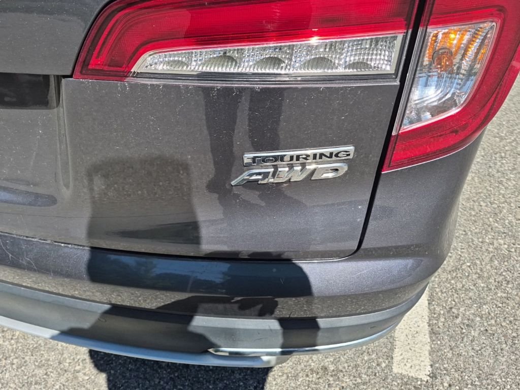 Used 2019 Gray Honda Touring image 4