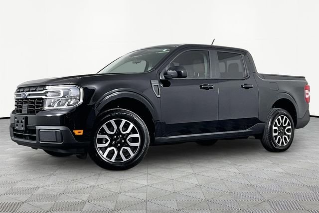 Used 2024 Black Ford Lariat image 1