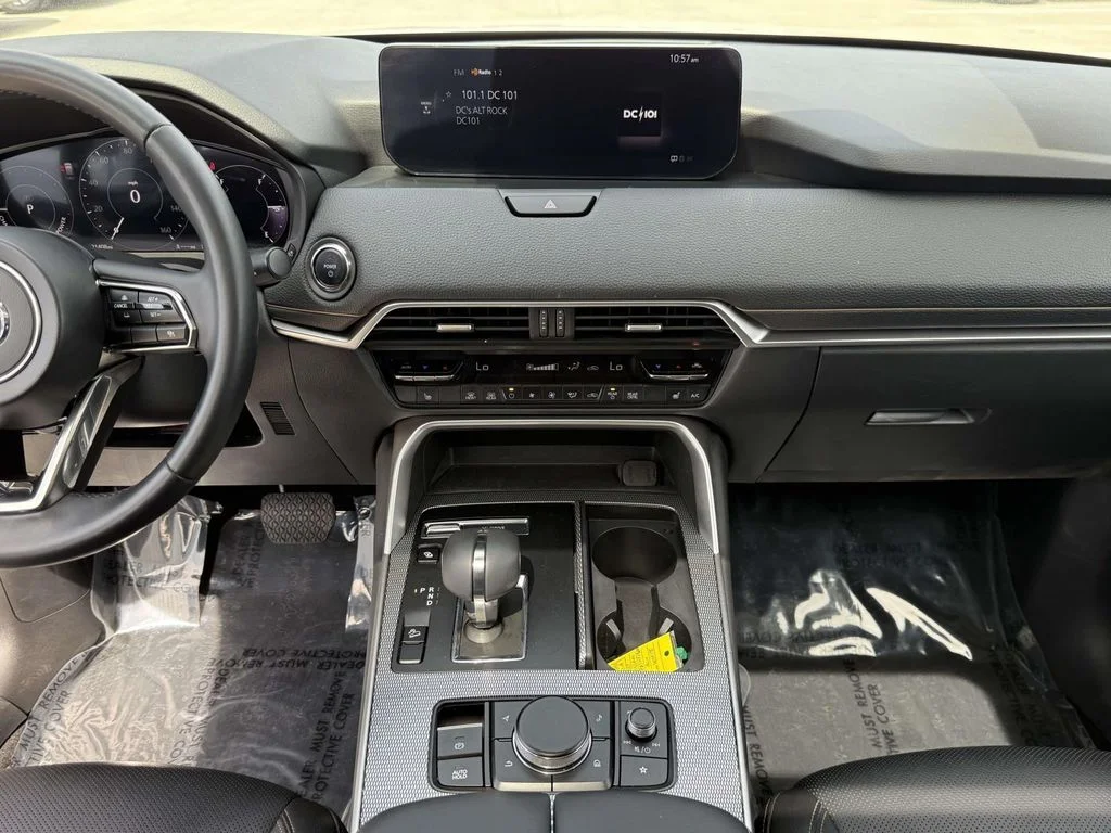 Used 2024 White Mazda Preferred image 19